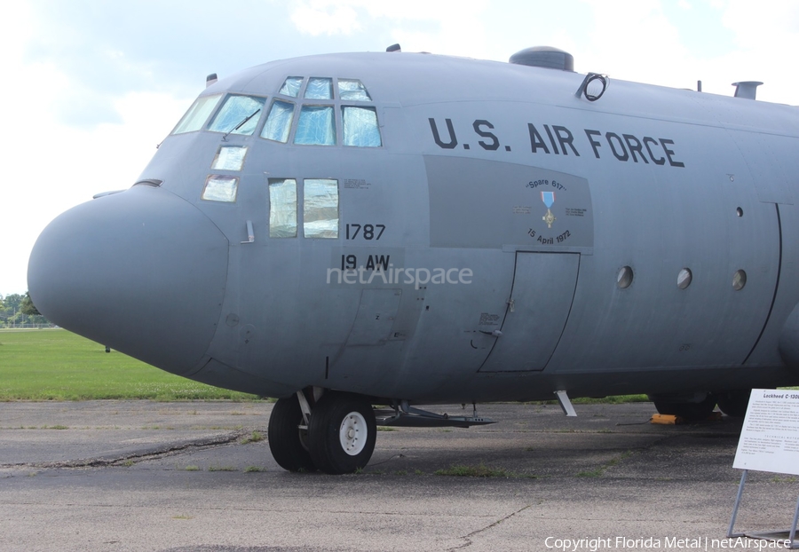 United States Air Force Lockheed C-130E Hercules (62-1787) | Photo 456725