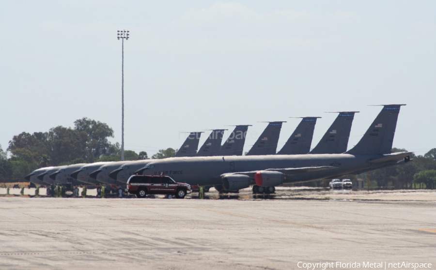 United States Air Force Boeing KC-135R Stratotanker (62-3502) | Photo 456777