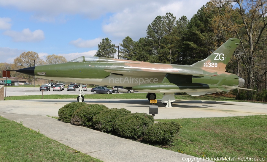 United States Air Force Republic F-105D Thunderchief (62-4328) | Photo 306782