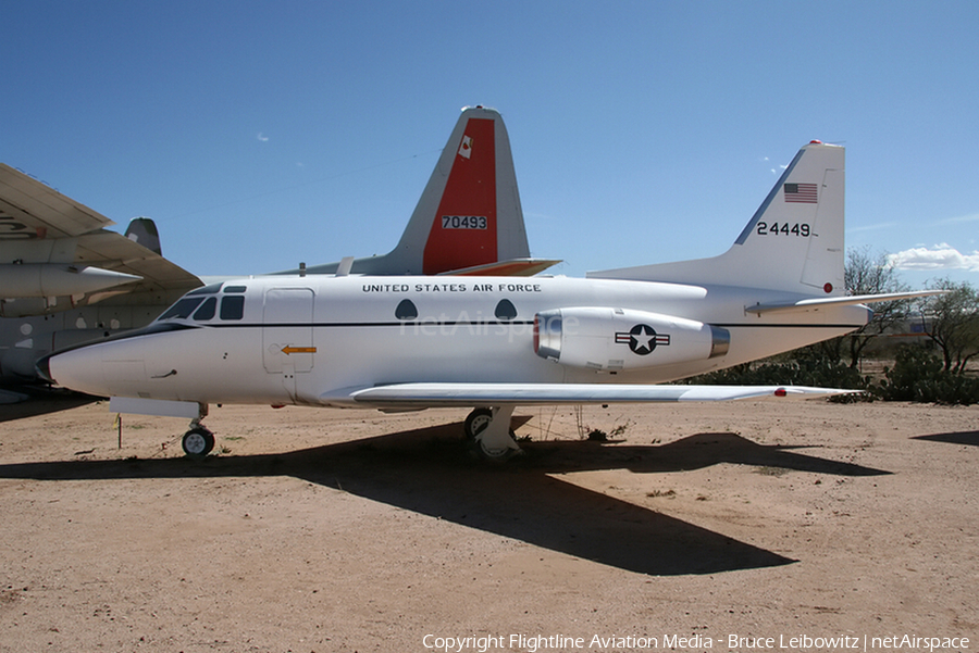 United States Air Force North American CT-39A Sabreliner (62-4449) | Photo 169066