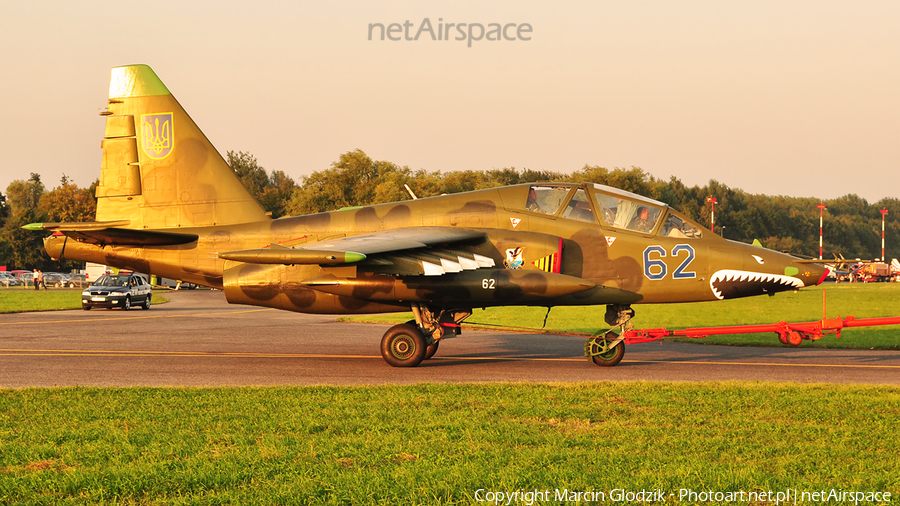 Ukrainian Air Force Sukhoi Su-25UBM1 Frogfoot B (62 BLUE) | Photo 393390