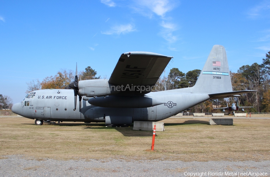 United States Air Force Lockheed C-130E Hercules (63-7868) | Photo 301800
