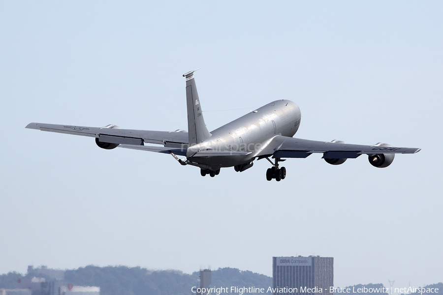 United States Air Force Boeing KC-135R Stratotanker (63-7984) | Photo 152365