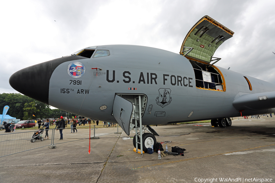 United States Air Force Boeing KC-135R Stratotanker (63-7991) | Photo 472677