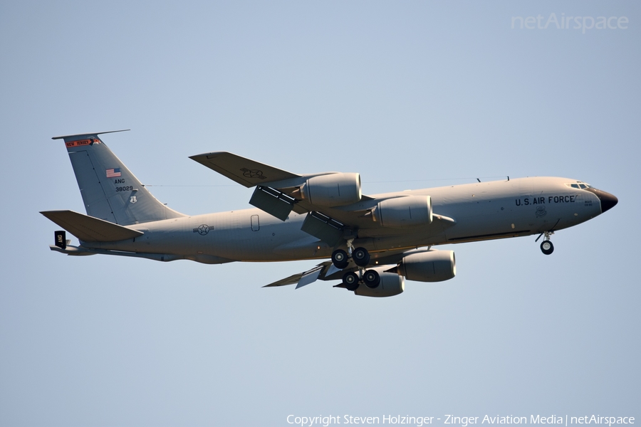 United States Air Force Boeing KC-135R Stratotanker (63-8029) | Photo 204458