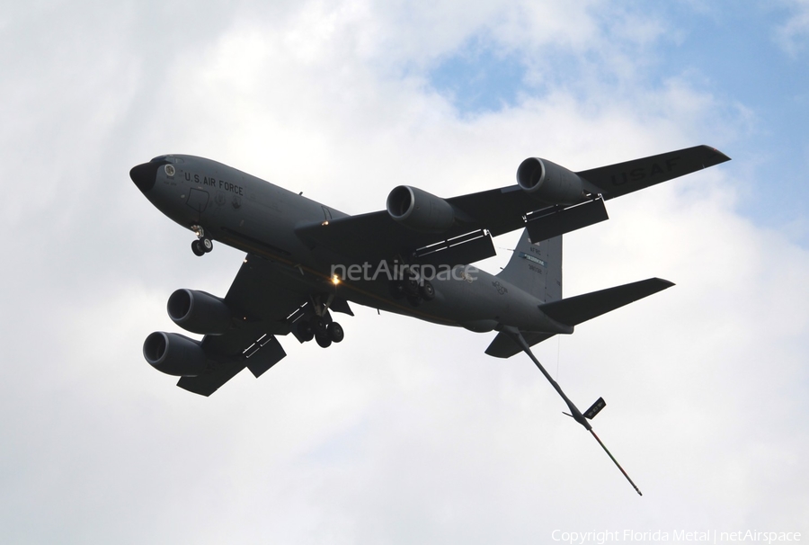 United States Air Force Boeing KC-135R Stratotanker (63-8032) | Photo 306792