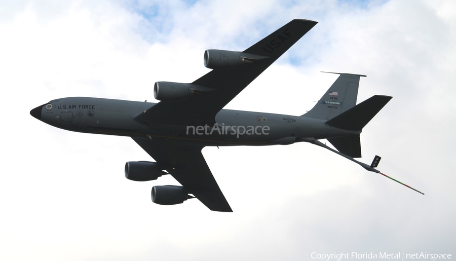 United States Air Force Boeing KC-135R Stratotanker (63-8032) | Photo 306793