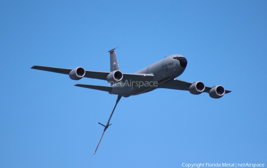 United States Air Force Boeing KC-135R Stratotanker (63-8040) | Photo 370064