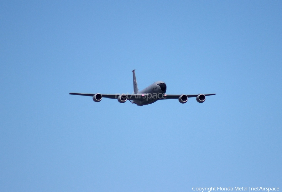 United States Air Force Boeing KC-135R Stratotanker (63-8040) | Photo 457126