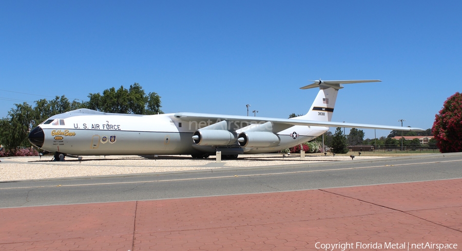 United States Air Force Lockheed C-141B Starlifter (63-8088) | Photo 306794