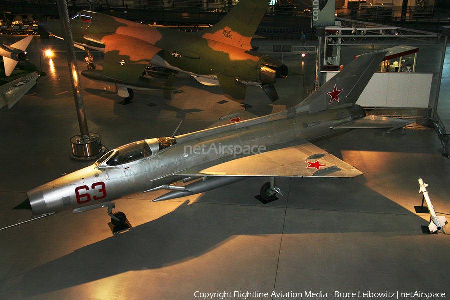 Soviet Union Air Force Mikoyan-Gurevich MiG-21F-13 Fishbed-C (63 RED) | Photo 169910