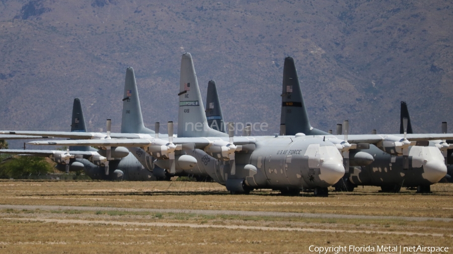 United States Air Force Lockheed C-130E Hercules (64-0498) | Photo 457323