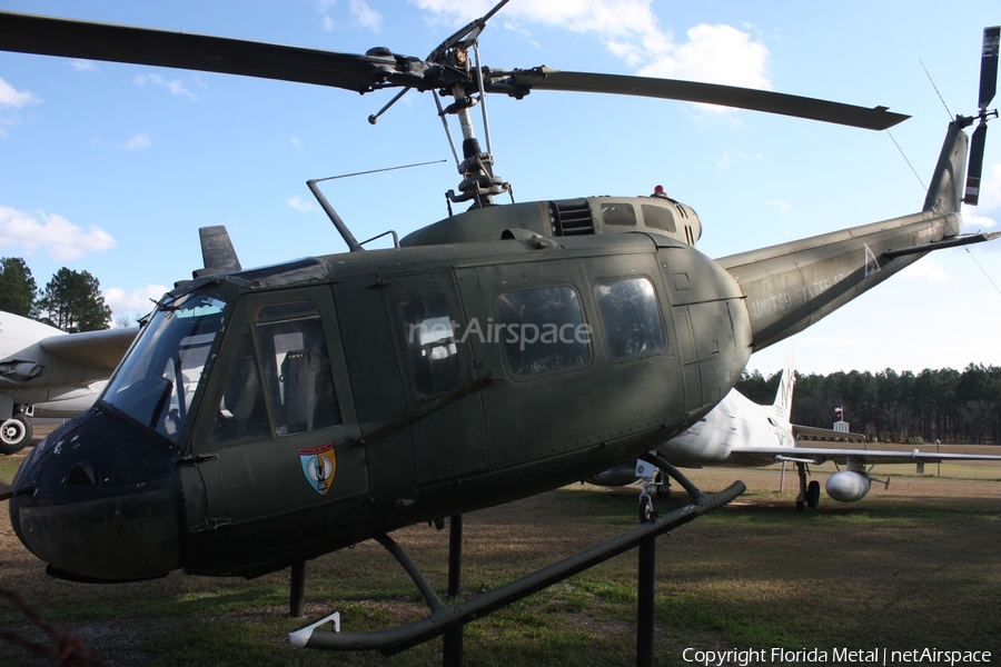United States Army Bell UH-1D Iroquois (64-13693) | Photo 457525