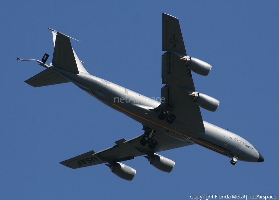 United States Air Force Boeing KC-135R Stratotanker (64-14833) | Photo 457549