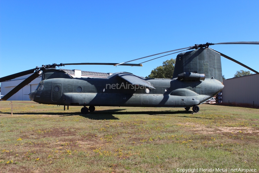 United States Army Boeing-Vertol YCH-62 Chinook (65-07992) | Photo 457651