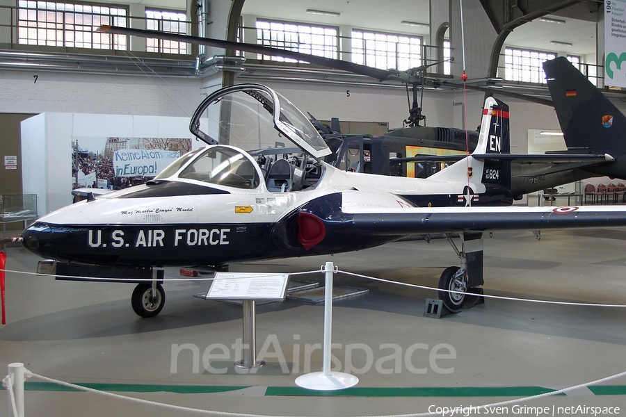 United States Air Force Cessna T-37B Tweety Bird (65-10842) | Photo 52521