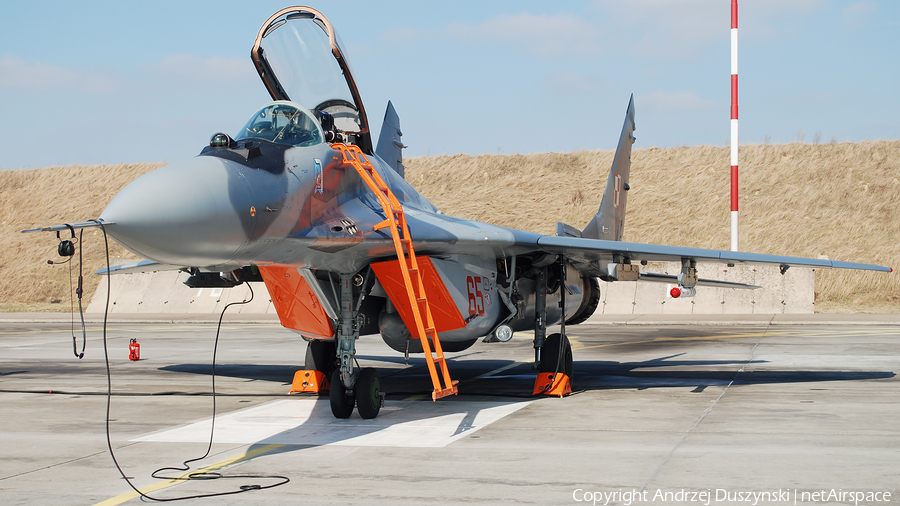 Polish Air Force (Siły Powietrzne) Mikoyan-Gurevich MiG-29A Fulcrum (65) | Photo 23389