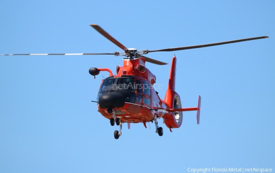 United States Coast Guard Aerospatiale MH-65D Dolphin (6560) | Photo 464685