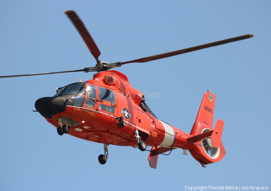 United States Coast Guard Aerospatiale HH-65C Dolphin (6588) | Photo 464698