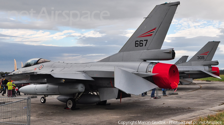 Royal Norwegian Air Force General Dynamics F-16AM Fighting Falcon (667) | Photo 418144