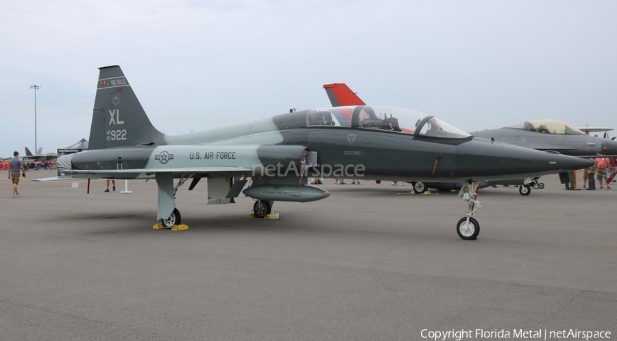 United States Air Force Northrop T-38C Talon (67-14922) | Photo 328883