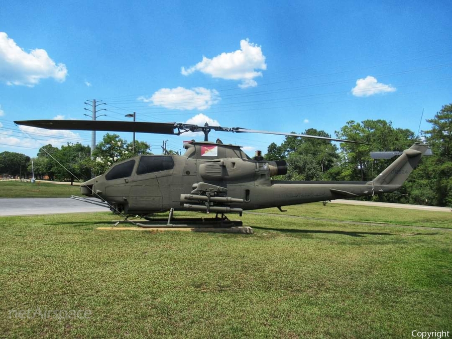 United States Army Bell AH-1F Cobra (67-15524) | Photo 450477