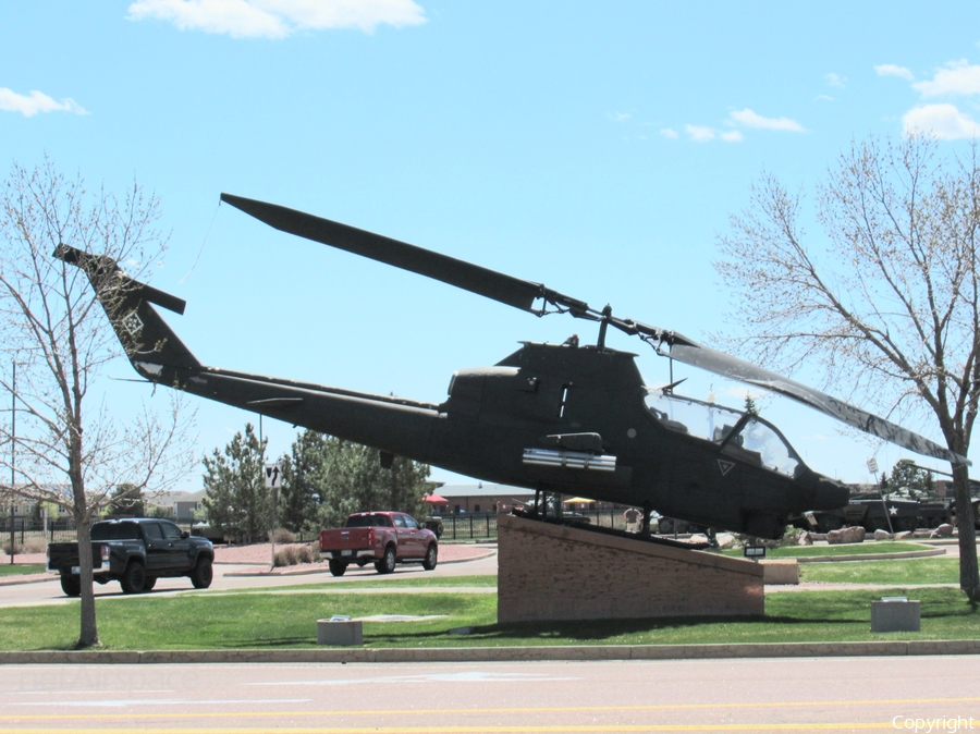 United States Army Bell AH-1S Cobra (67-15687) | Photo 624048