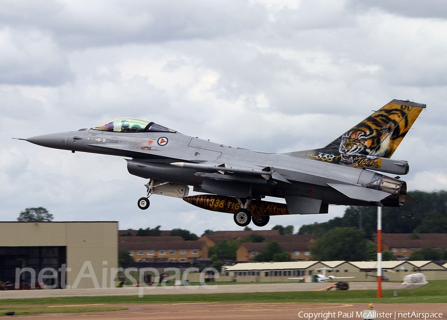 Royal Norwegian Air Force General Dynamics F-16AM Fighting Falcon (671) | Photo 17888