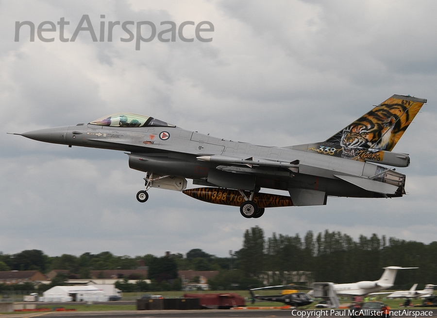 Royal Norwegian Air Force General Dynamics F-16AM Fighting Falcon (671) | Photo 53002
