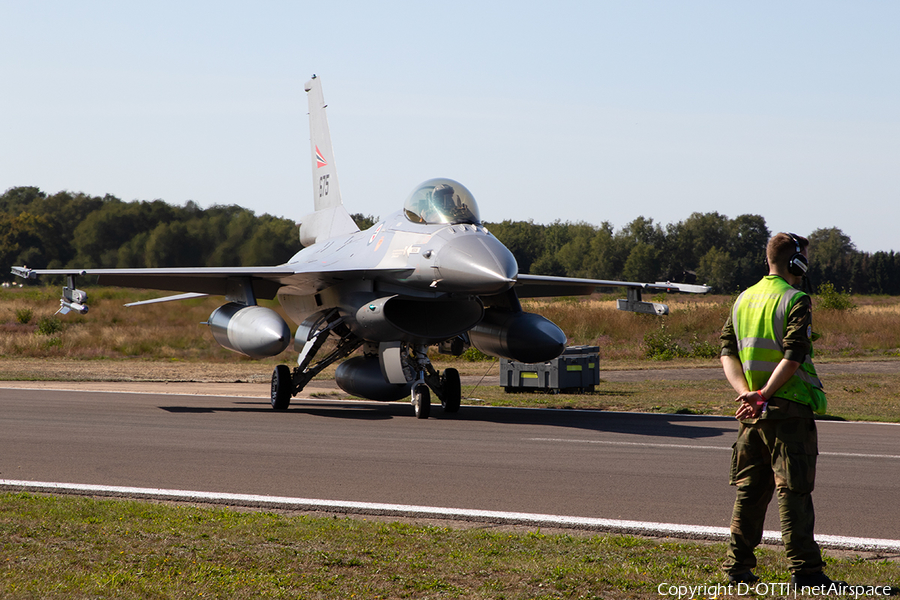 Royal Norwegian Air Force General Dynamics F-16AM Fighting Falcon (675) | Photo 348300