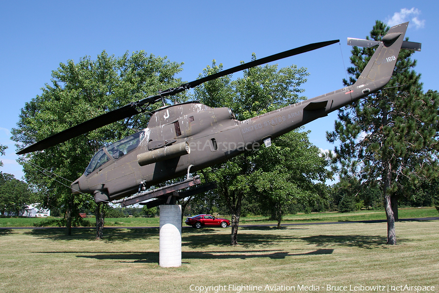 United States Army Bell AH-1S Cobra (68-15169) | Photo 175157