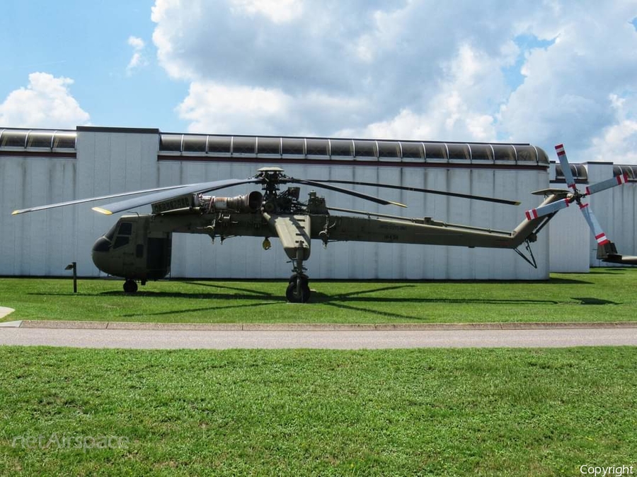 United States Army Sikorsky CH-54A Tarhe (68-18438) | Photo 450265