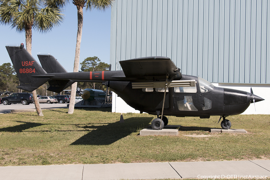 United States Air Force Cessna O-2A Super Skymaster (68-6864) | Photo 535295