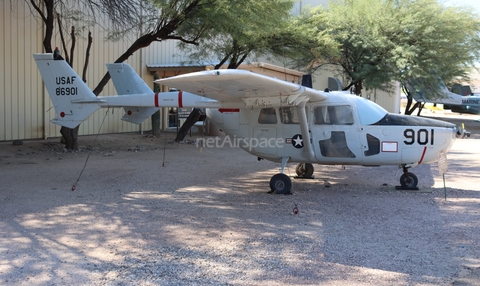 United States Air Force Cessna O-2A Super Skymaster (68-6901) at  Tucson - Davis-Monthan AFB, United States