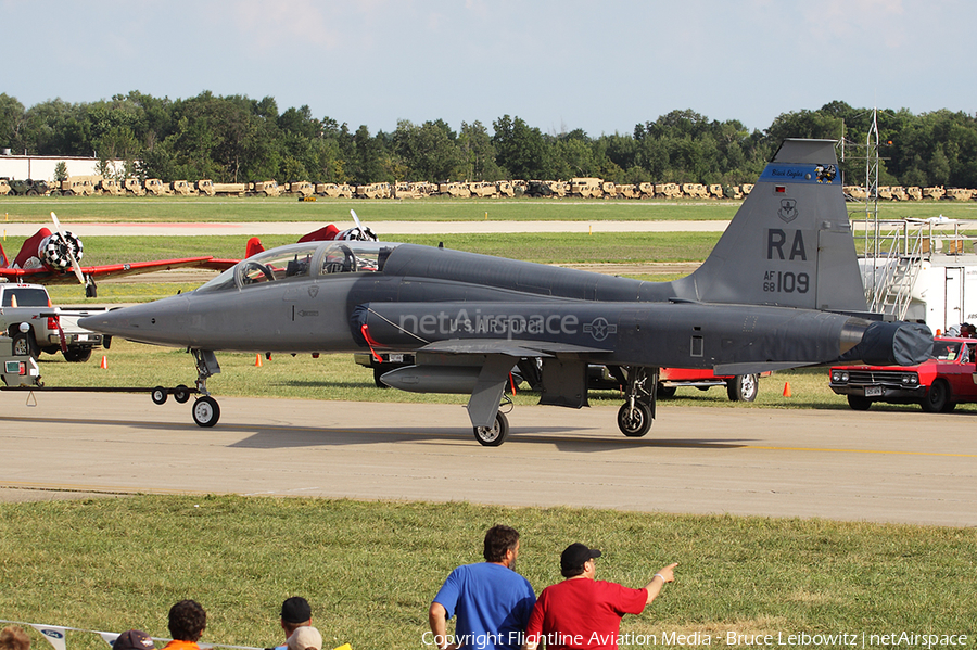 United States Air Force Northrop T-38C Talon (68-8109) | Photo 164249