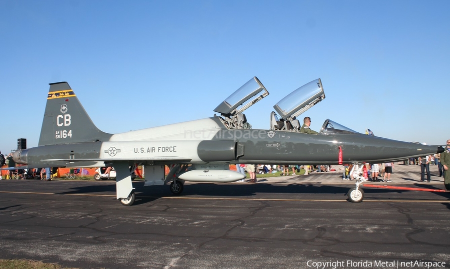 United States Air Force Northrop T-38C Talon (68-8164) | Photo 302574