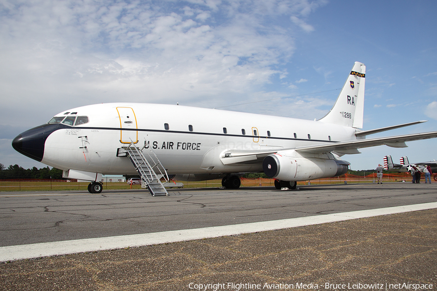 United States Air Force Boeing T-43A / 737-253(Adv) (72-0288) | Photo 160398