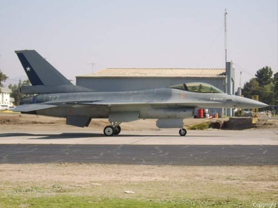 Chilean Air Force (Fuerza Aerea De Chile) General Dynamics F-16AM Fighting Falcon (727) | Photo 442668