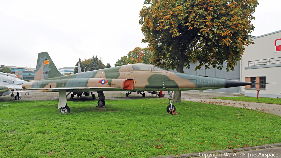 Vietnam People's Air Force Northrop F-5E Tiger II (73-0852) | Photo 582972