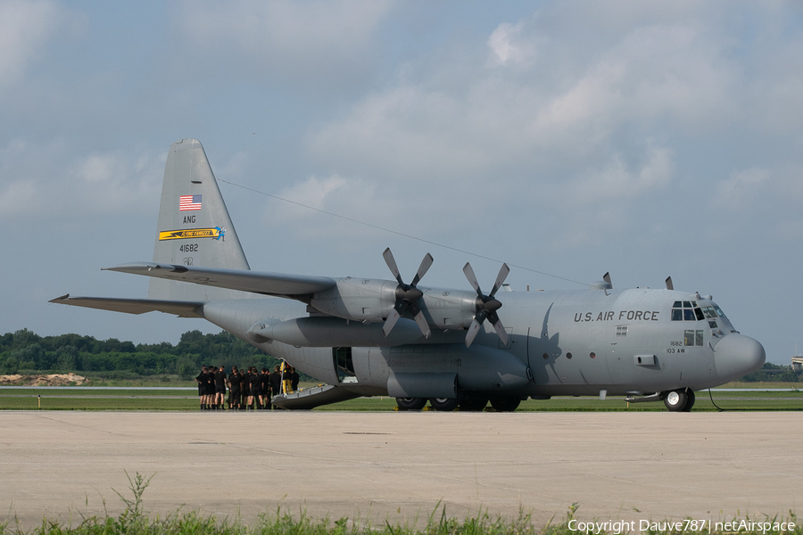 United States Air Force Lockheed C-130H Hercules (74-1682) | Photo 260521