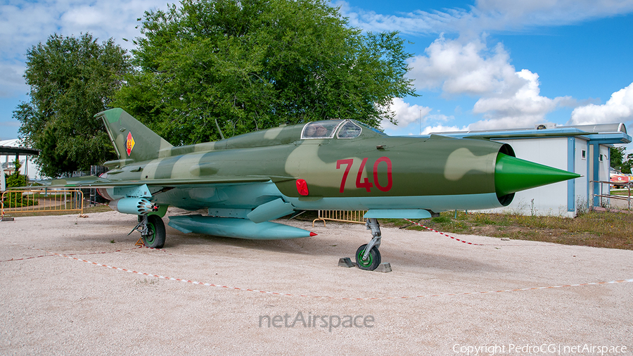 East German Air Force Mikoyan-Gurevich MiG-21SPS Fishbed-F (740) | Photo 449099