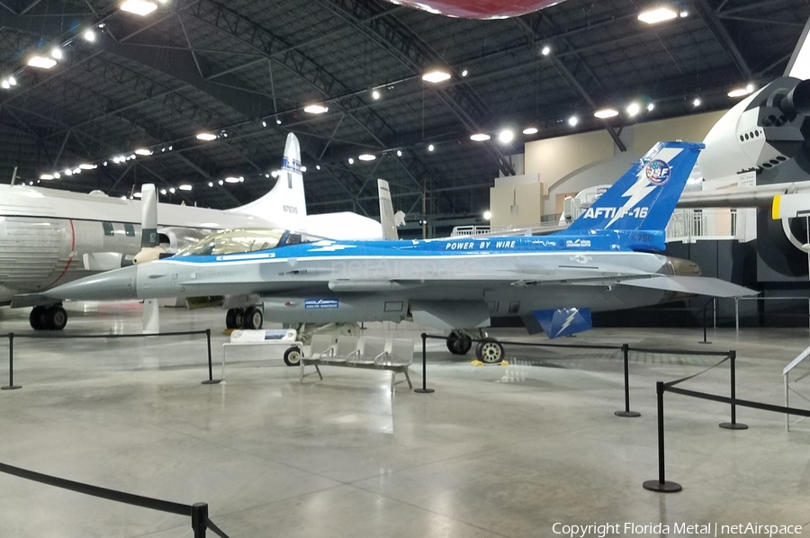 United States Air Force General Dynamics YF-16A Fighting Falcon (75-0750) | Photo 432551