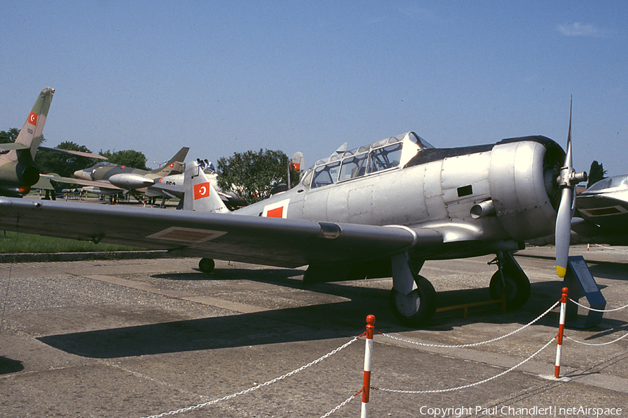 Turkish Air Force (Türk Hava Kuvvetleri) North American T-6G Texan (7504) | Photo 64343