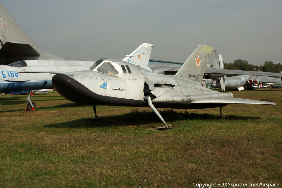 Soviet Union Air Force Mikoyan-Gurevich MiG-105 Spiral (7510511101) | Photo 345718