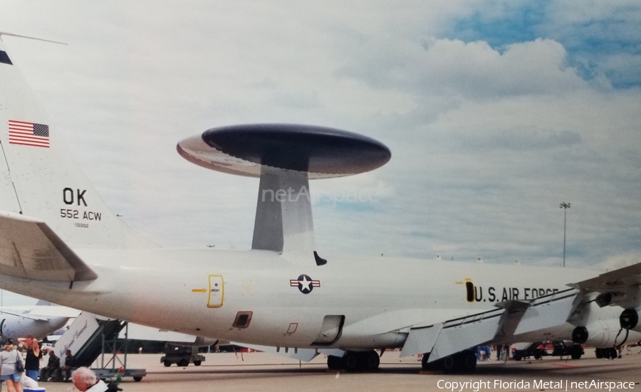 United States Air Force Boeing E-3B Sentry (77-0352) | Photo 459380