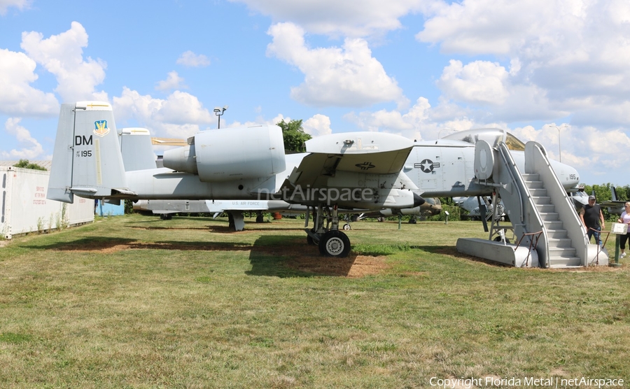 United States Air Force Fairchild Republic A-10A Thunderbolt II (79-0195) | Photo 330060