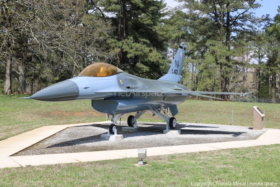United States Air Force General Dynamics F-16A Fighting Falcon (79-0407) | Photo 460038