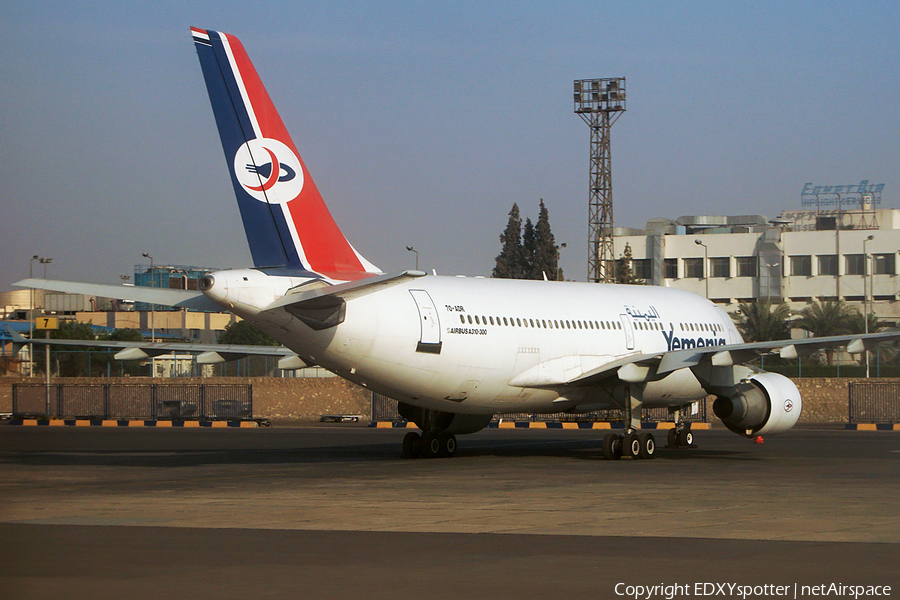 Yemenia Airbus A310-324 (7O-ADR) | Photo 274637