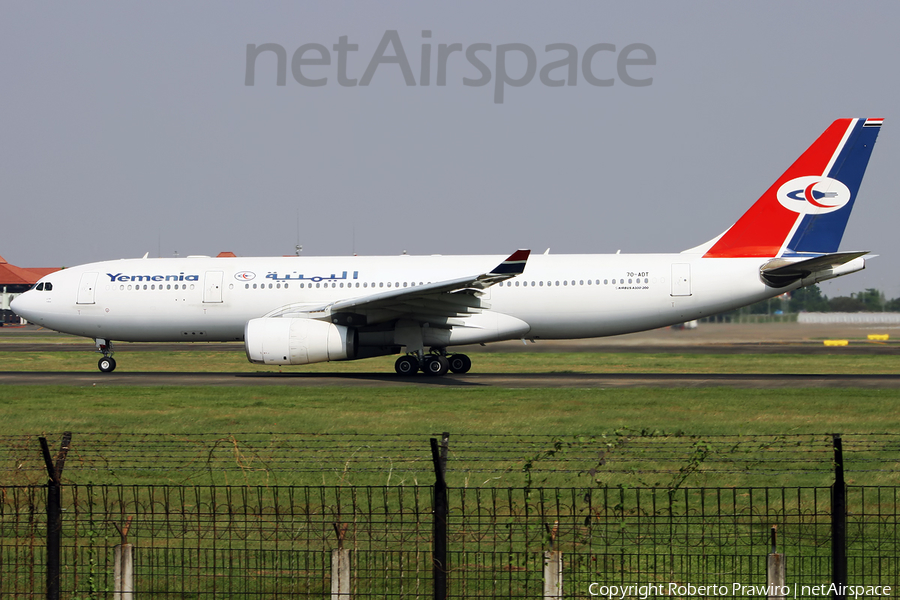 Yemenia Airbus A330-243 (7O-ADT) | Photo 388836