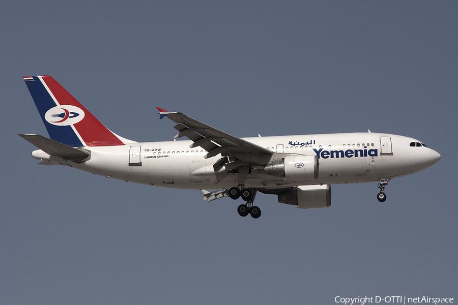 Yemenia Airbus A310-325 (7O-ADW) | Photo 286634